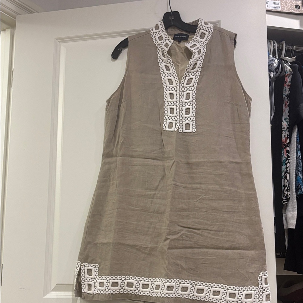 French Connection Taupe Shift Dress with White Crochet Trim - L